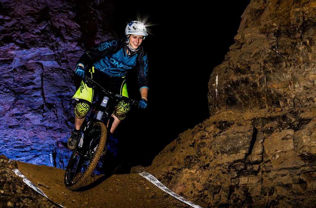 Geschenk für Männer Mountainbike im Bergwerk